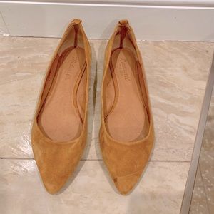 Madewell suede pointy toe ballet flats. Size 7.5